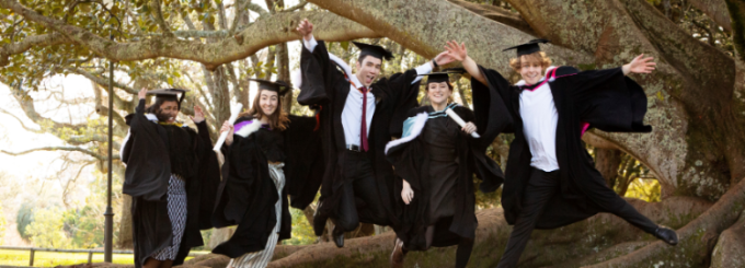 UoA grad package ADH 342 for website-383-313-144-766 UoA grad package ADH 342 for website-383-313-144-766